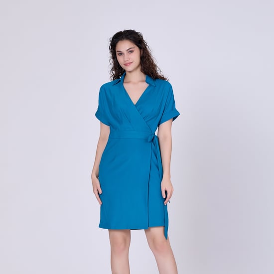 Wrap minimalist dress and italian collar
