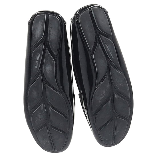Miu Miu Loafers met Crystal Detail in Zwart Patentleer - Image 6