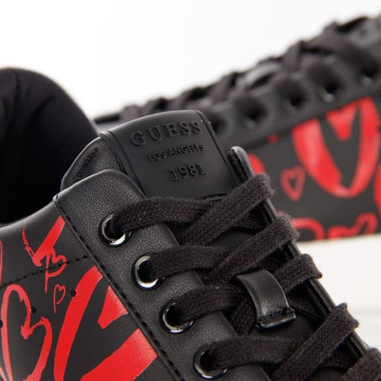 Guess Herzlogo Sneakers för Dam - Image 3