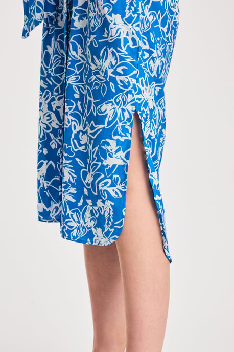 Blue Floral Print Short Sleeve Midi Shirt Dress - Image 4