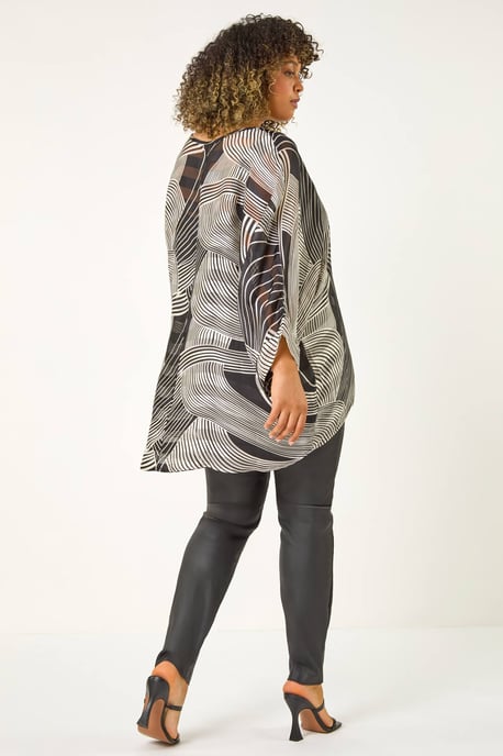 Curve Mono Wave Print Woven Top