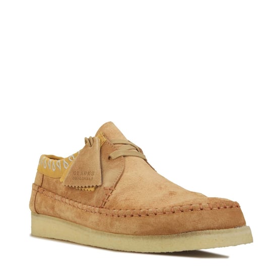 Men's Clarks Originals Weaver Suede Shoes in Tan - Image 2