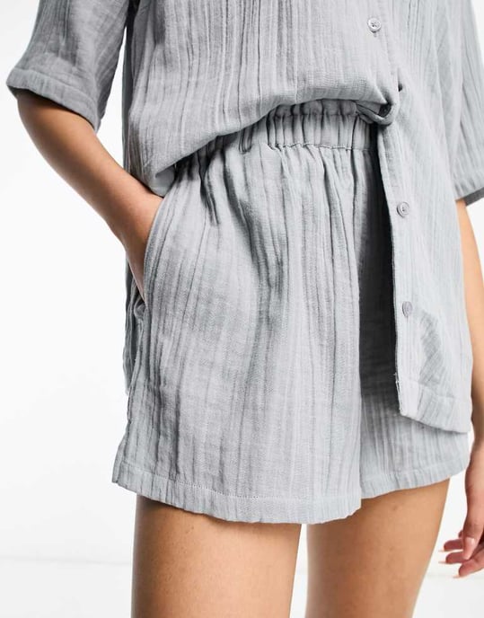 ASOS DESIGN cheesecloth flippy short in grey co-ord-Black