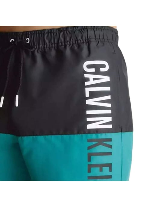 Calvin Klein herenbadpakken hanteren een dubbele standaard. - Image 3