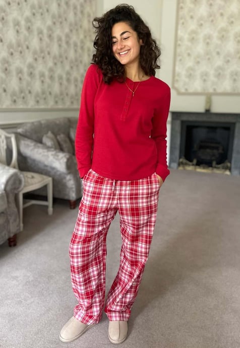 GAP Womens Pyjama Flannel Sleep Set in Red Tartan - Image 1