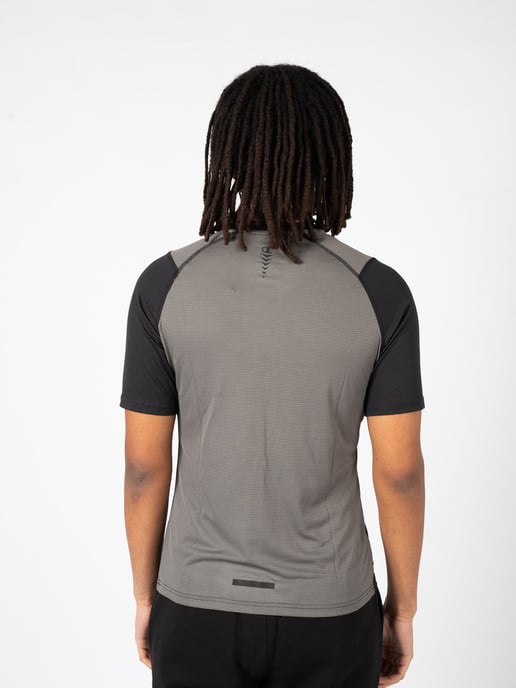 Champion T-Shirt Men's Black - Image 4
