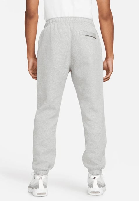 Nike Club Fleece Plus klein logo trainingspak in heather grijs - Image 6