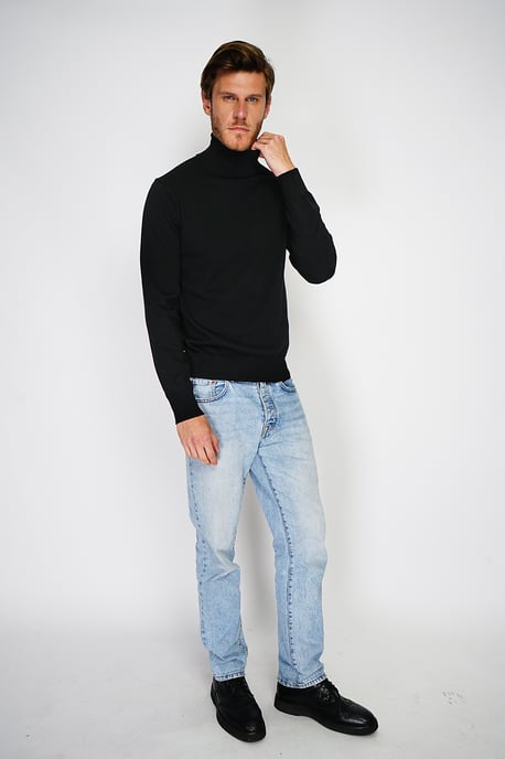 GB - William de Faye - turtleneck - Black - Image 3