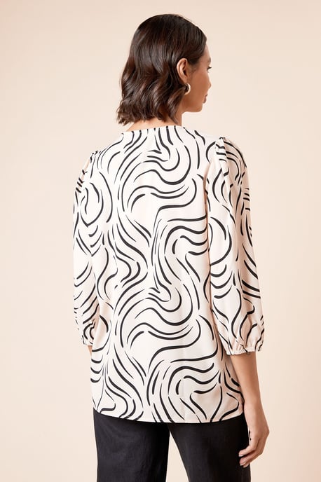 Long Sleeve Swirl Chain Detail Blouse