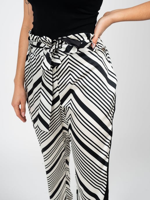 Liu Jo Trousers Woman's Black - Image 4