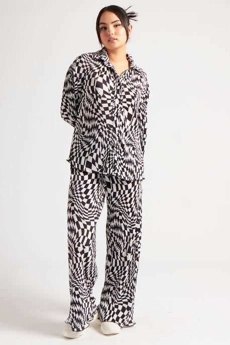BLACK PATTERN GEOMETRIC PLISSE TROUSER
