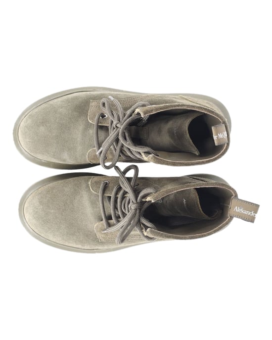Alexander Mcqueen Lace Up Combat Boots in Khaki Suede - Image 5