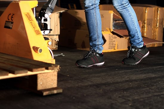 FS47 Heat Resistant Lace Up Safety Trainer - Image 5