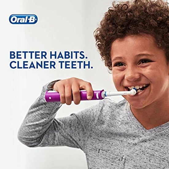 Oral-B Junior Kids Electric Toothbrush Rechargeable for Children Aged 6+ Purple