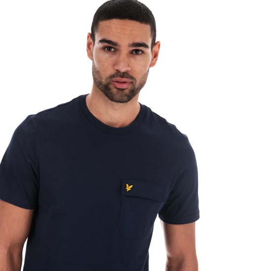 Men's Lyle And Scott Nylon Pocket T-shirt in Navy - Image 4