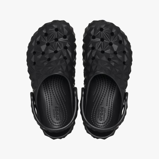 209572-001 CLASSIC GEOMETRIC Kids Clogs Black - Image 4