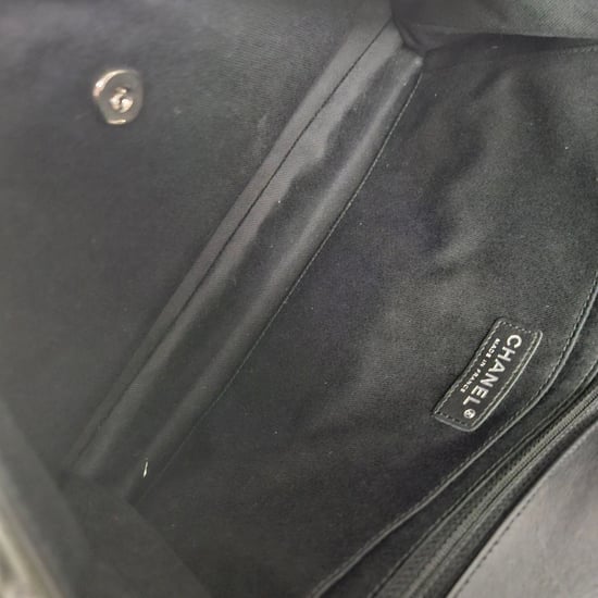 Chanel Maxi Quilted In The Business Flap Bag in Black Calfskin Leather - Image 6