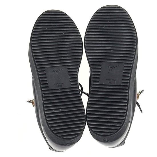 Giuseppe Zanotti Frankie Zipper Detail Sneakers in Black Leather - Image 6