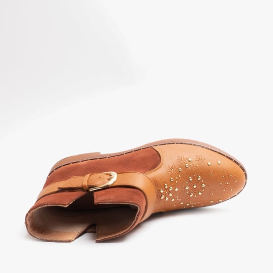 FitFlop ATHENA FLOWER STUD Womens Leather Ankle Boots Light Tan - Image 4