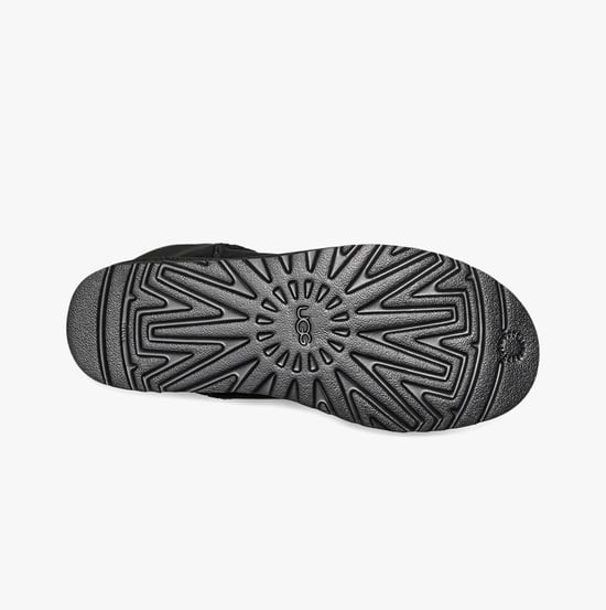 UGG CLASSIC MINI Mens Boots Black - Image 2