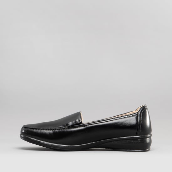 SALLY Womens Slip-On Loafers Black - Image 5