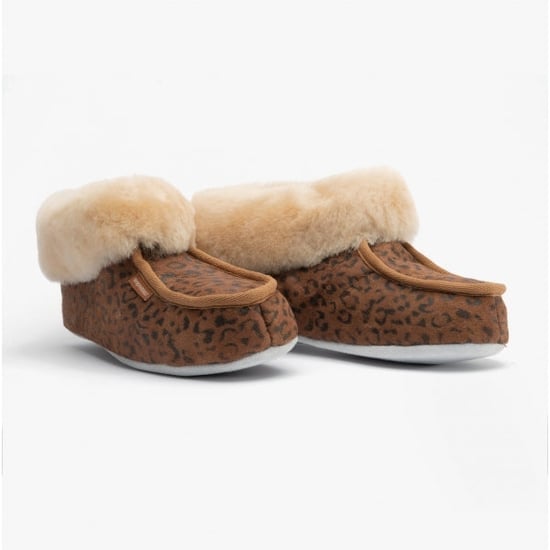 Shepherd MOA Womens Sheepskin Slipper Boots Chestnut/Leopard - Image 2