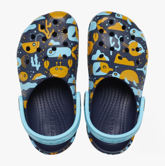 209039-4HQ CLASSIC ISLAND ESCAPE Kids Clogs Navy/Multi - Image 4