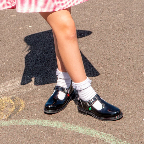 LACH T-BAR PATL JF Girls School Shoes Black - Image 2