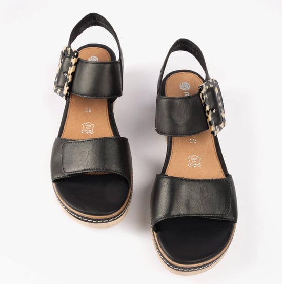 D2L53-00 Womens Sandals Black - Image 4