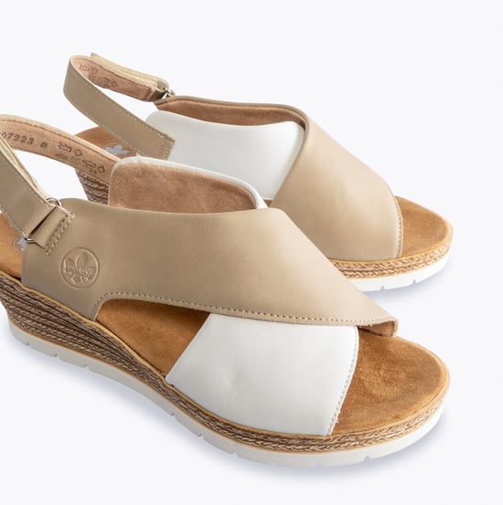 61975-62 Womens Sandals Beige - Image 6
