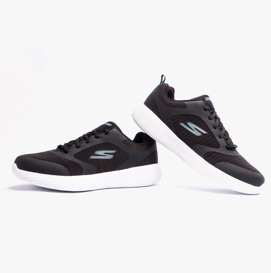 303560L/BKBL GO RUN 400 V2 Girls Trainers Black/Blue - Image 3