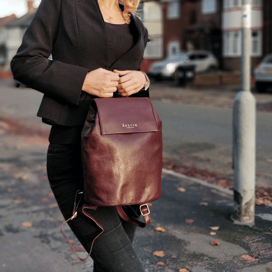 JERMYN' Classic Full Grain Leather Flap-over Backpack - Image 2