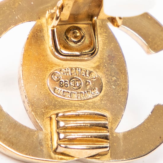 CC Turn Lock Clip On Earrings Oorbellen - Image 4