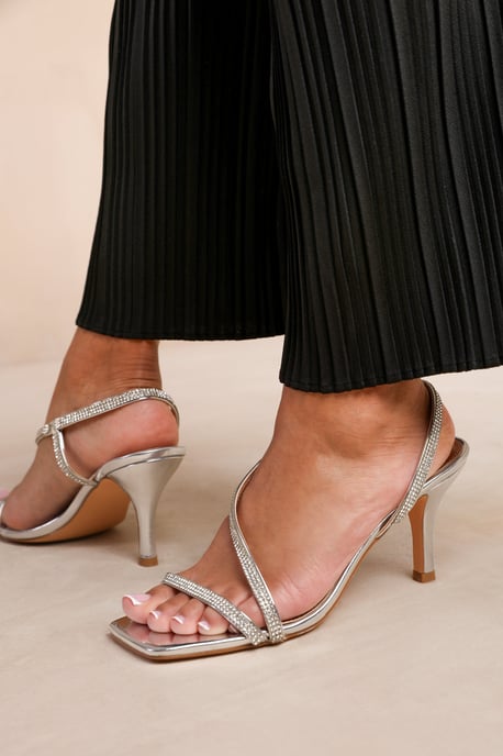 Wheres That From Womens 'Iowa' Crystal Cross Foot Strap Mid Heels - Image 2