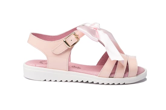 Girl's sandals made of leather - Image 1