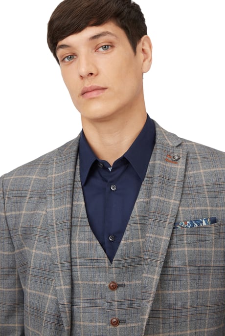 Check Jacket in Grey - Image 4