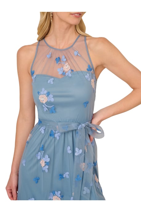 Halter Embroider Maxi - Image 3