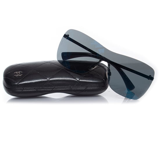 Shield quilted sunglasses in blue - Image 3