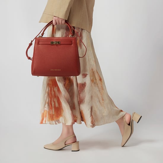 VICTORIA HYDE Victoria III handbag in red-brown - Image 3