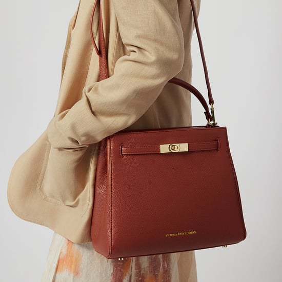 VICTORIA HYDE Victoria III handbag in red-brown - Image 6