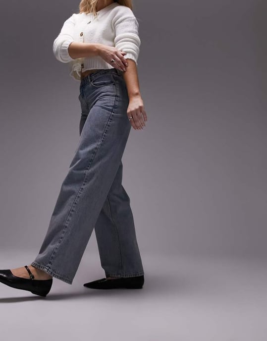 Topshop Hourglass Cinch low rise relaxed jean in vintage bleach-Blue - Image 3