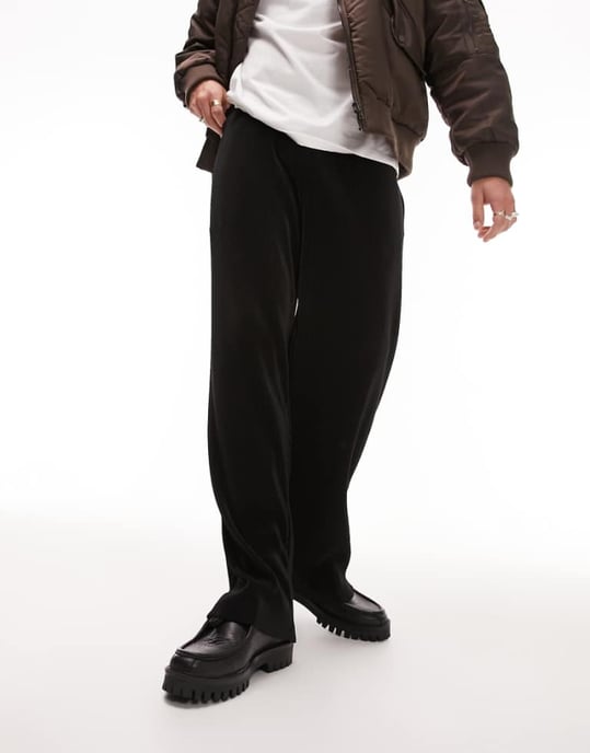 Topman straight plisse jogger in black - Image 1
