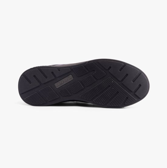 210946/BLK CAVELL - HENSLEY Mens Trainers Black - Image 2