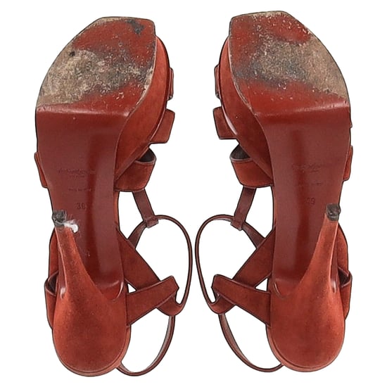Saint Laurent Tribute Sandalen in Bordeaurood Suède - Image 6