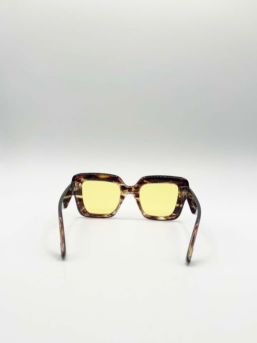 Bold Square Sunglasses in Leopard Yellow - Image 5