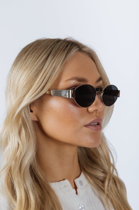 Rounded Oval Metal Frame Sunglasses in Silver Grey - Image 1