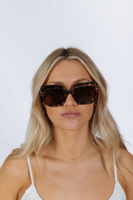Bold Square Sunglasses in Leopard Brown - Image 5