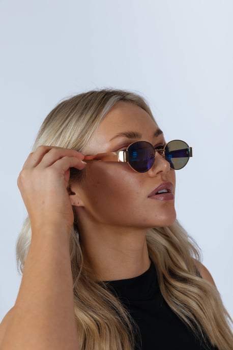 Rounded Oval Metal Frame Sunglasses in Gold Green - Image 4