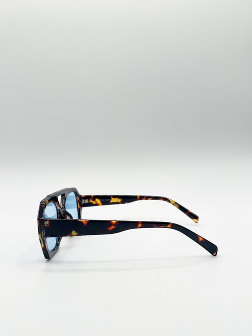 Tortoiseshell Navigator Sunglasses with Blue Lenses - Image 3