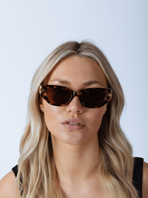 Cat-Eye Diamond Infinity Sunglasses in Tortoiseshell - Image 6